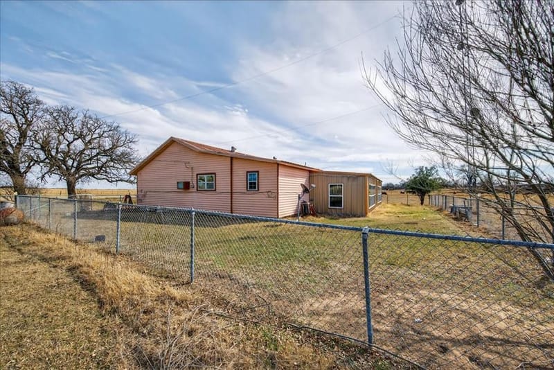 900 Fm 2921, De Leon TX 76444 - Photo 3