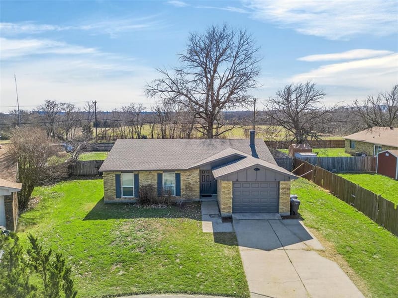 2308 Foxglen Court, Fort Worth TX 76131 - Photo 2