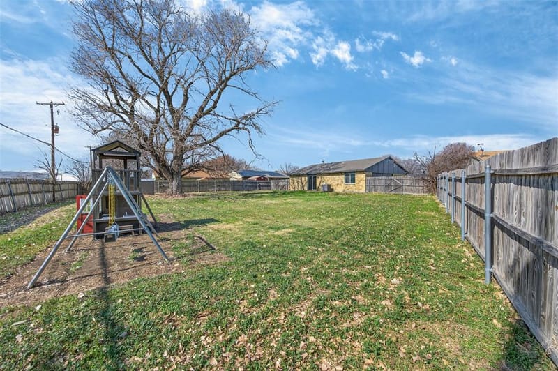 2308 Foxglen Court, Fort Worth TX 76131 - Photo 22