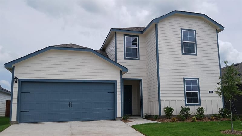 323 Whispering Pine Drive, Royse City TX 75189