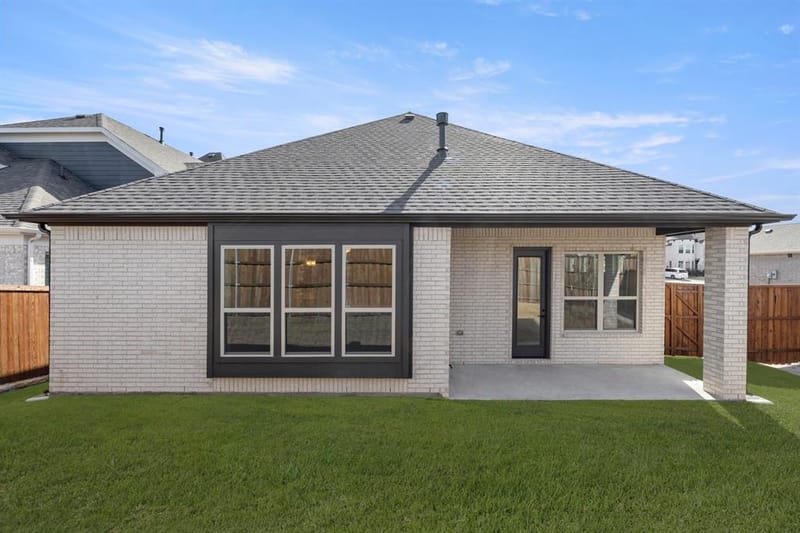 8505 Watersway Drive, Rowlett TX 75088 - Photo 32
