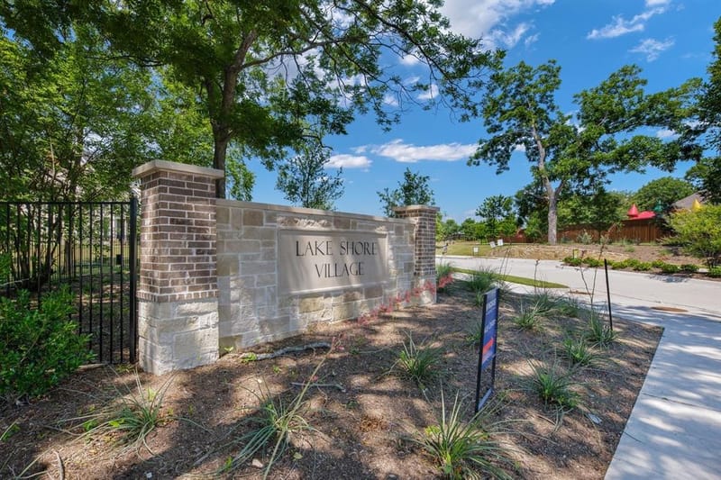 8505 Watersway Drive, Rowlett TX 75088 - Photo 40