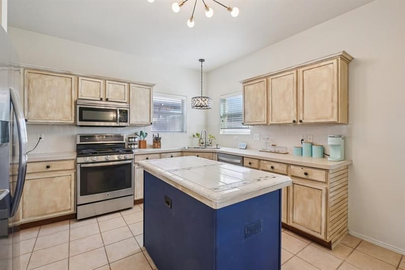 1012 Marlow Lane, Fort Worth TX 76131 - Photo 10