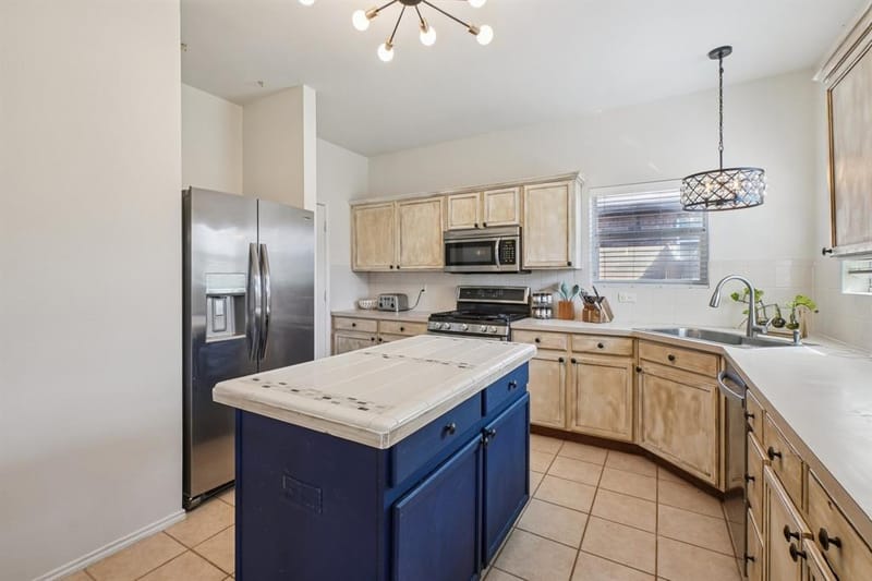1012 Marlow Lane, Fort Worth TX 76131 - Photo 11