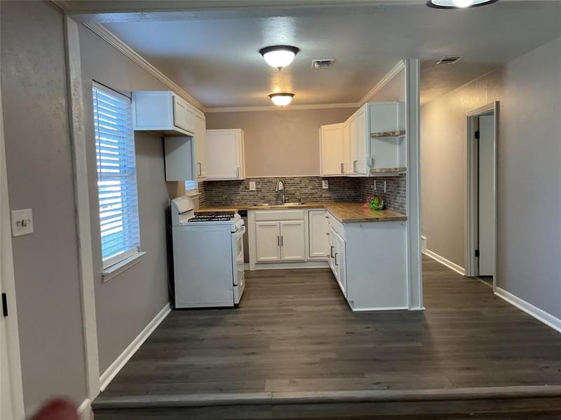 1405 W Ball Street, Weatherford TX 76086 - Photo 11