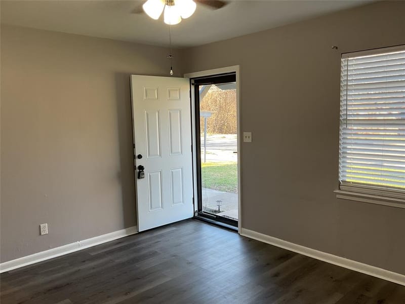 1405 W Ball Street, Weatherford TX 76086 - Photo 8