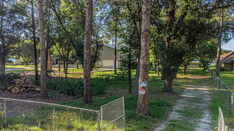 1712 Island Village Court, Granbury TX 76048 - Photo 12