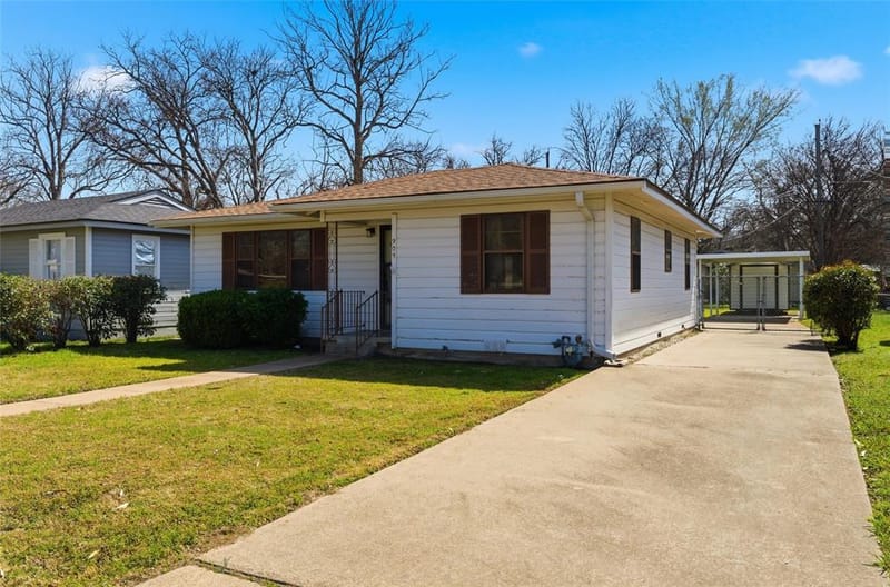 905 Carver Street, Waco TX 76704 - Photo 2