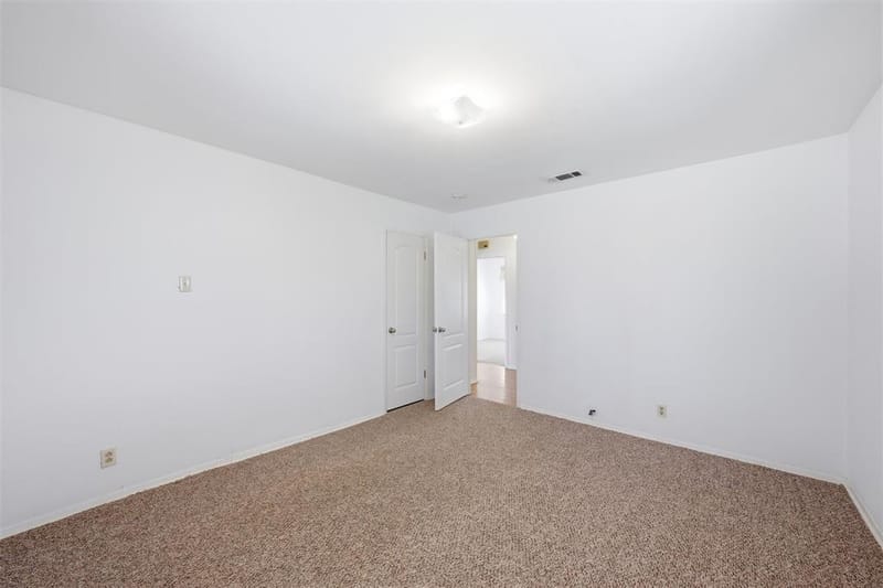 905 Carver Street, Waco TX 76704 - Photo 12