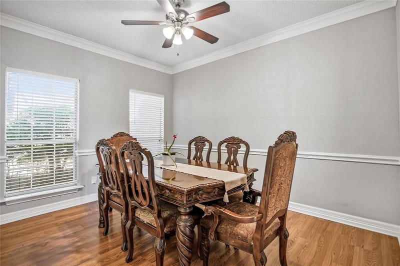 6009 Kenilworth Drive, Arlington TX 76001 - Photo 6