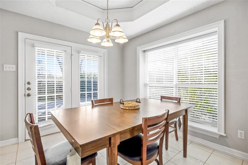 6009 Kenilworth Drive, Arlington TX 76001 - Photo 10