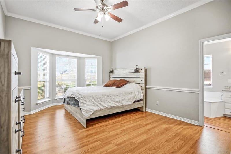 6009 Kenilworth Drive, Arlington TX 76001 - Photo 15