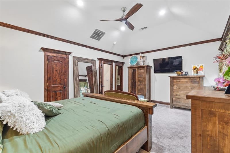 1006 Manning Street, Grand Prairie TX 75051 - Photo 4