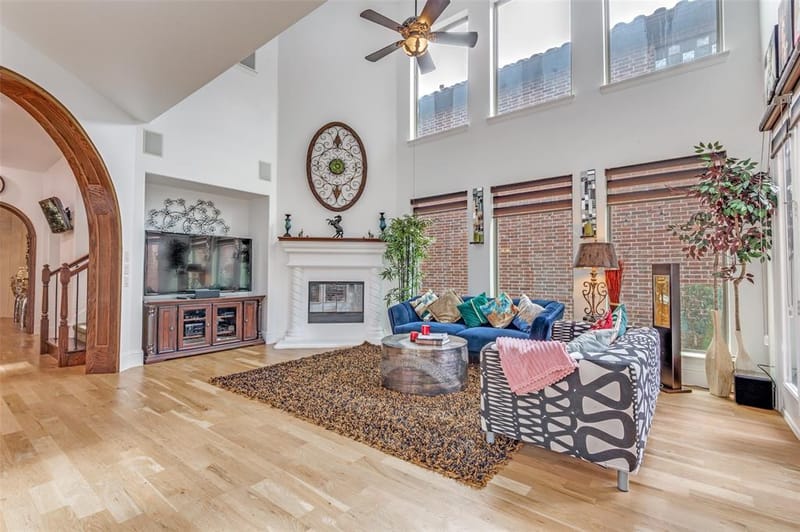 7031 Nueces Drive, Irving TX 75039 - Photo 7