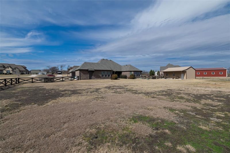9111 Iron Mountain Trail, Justin TX 76247 - Photo 27