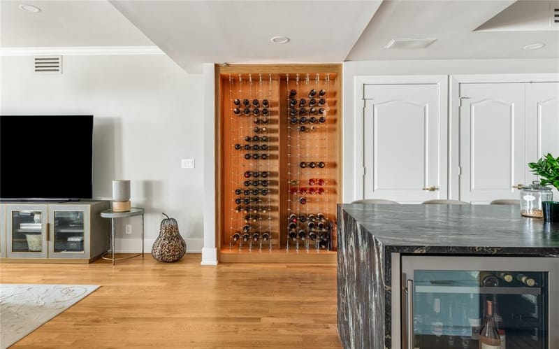 3401 Lee Parkway # 404, Dallas TX 75219 - Photo 9