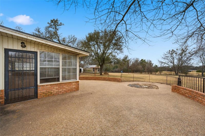 7483 Gholson Road, Waco TX 76705 - Photo 29