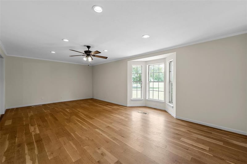 7483 Gholson Road, Waco TX 76705 - Photo 4