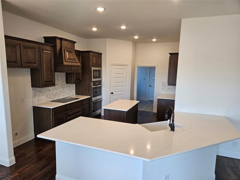 385 Willie's Court, Whitesboro TX 76273 - Photo 5