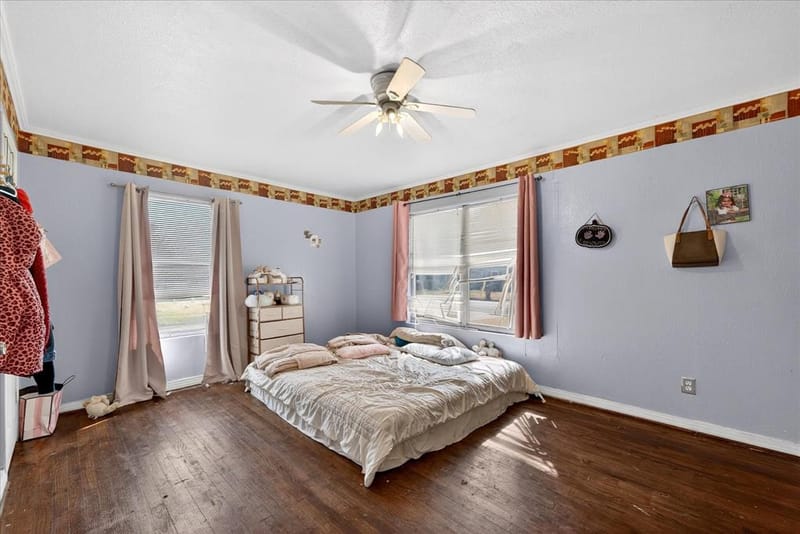 1115 Fisher Street, Bellmead TX 76705 - Photo 16