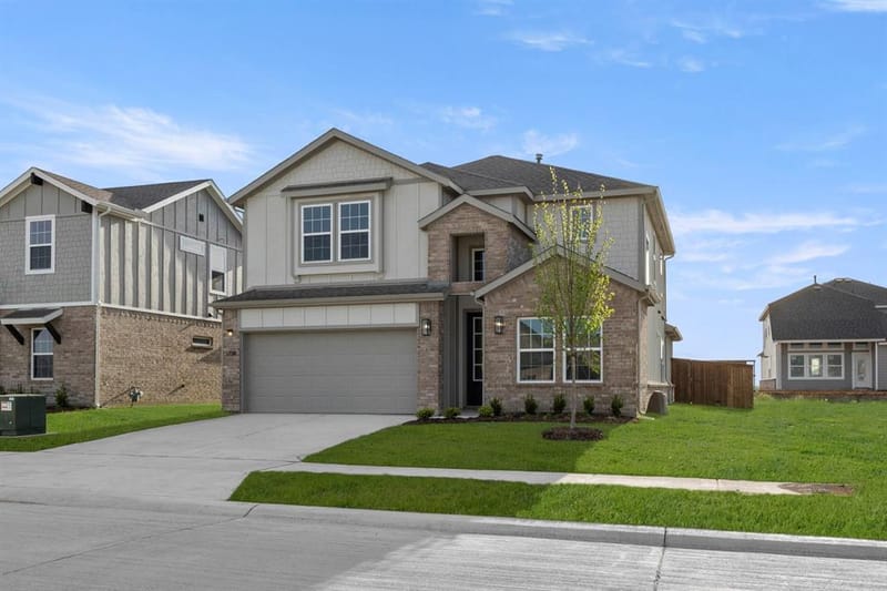 1728 Sage Garden Drive, Denton TX 76249 - Photo 2