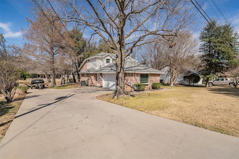 4218 Mojave Drive, De Cordova TX 76049 - Photo 3