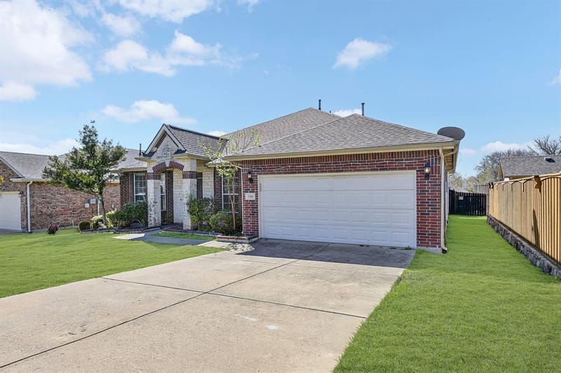 1206 Cedar Branch Drive, Wylie TX 75098 - Photo 2