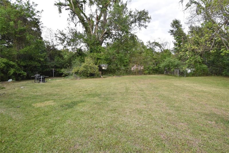 7033 Karen Street, Shreveport LA 71108 - Photo 11