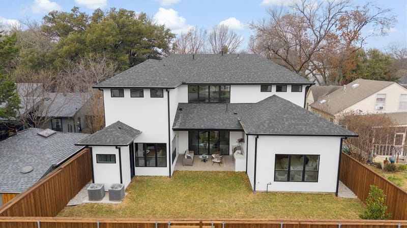 9428 Hobart Street, Dallas TX 75218 - Photo 38
