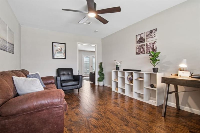 2404 17th Street, Plano TX 75074 - Photo 5
