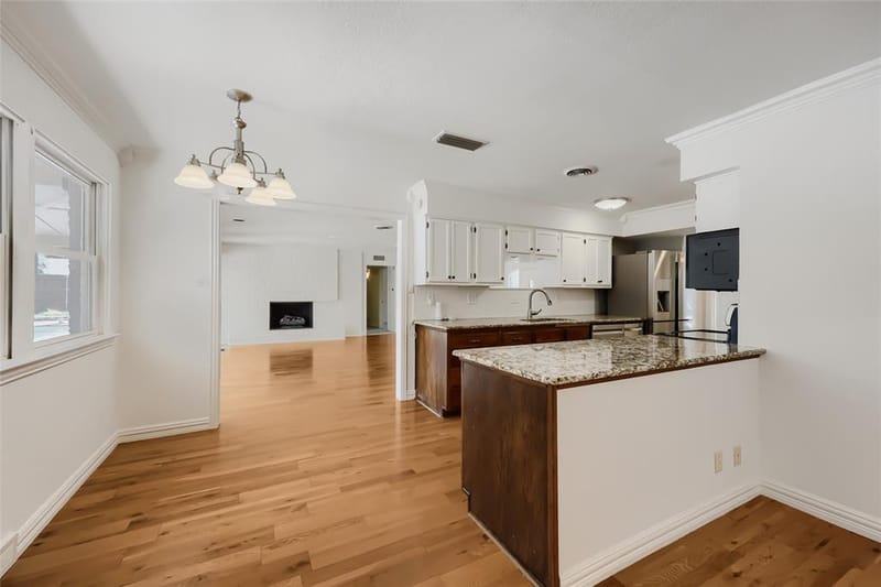 11608 Sonnet Drive, Dallas TX 75229 - Photo 14