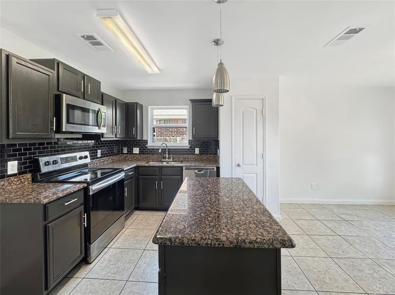 6133 Chalk Hollow Drive, Fort Worth TX 76179 - Photo 13
