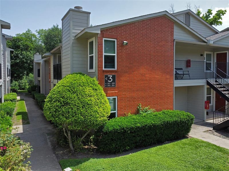 6900 Skillman Street # 304C, Dallas TX 75231