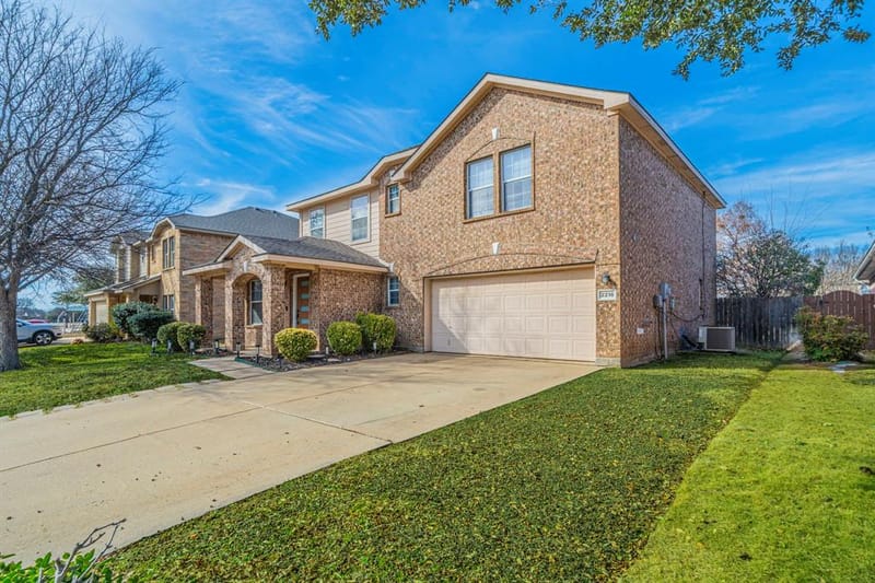 2216 La Salle Trail, Grand Prairie TX 75052 - Photo 20