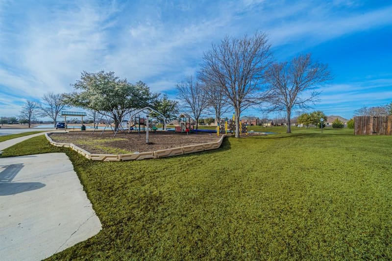 2216 La Salle Trail, Grand Prairie TX 75052 - Photo 25