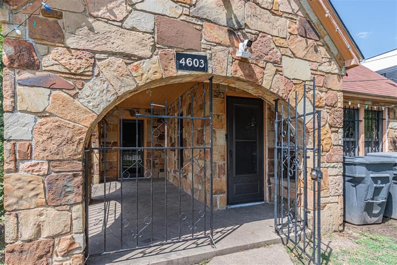 4603 Fairmount Street, Dallas TX 75219 - Photo 3