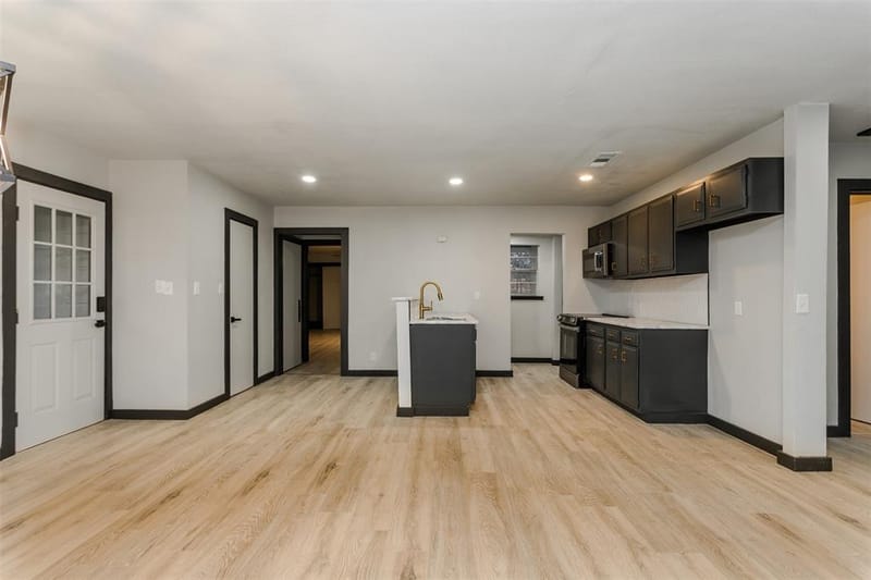 4520 Geddes Avenue, Fort Worth TX 76107 - Photo 9