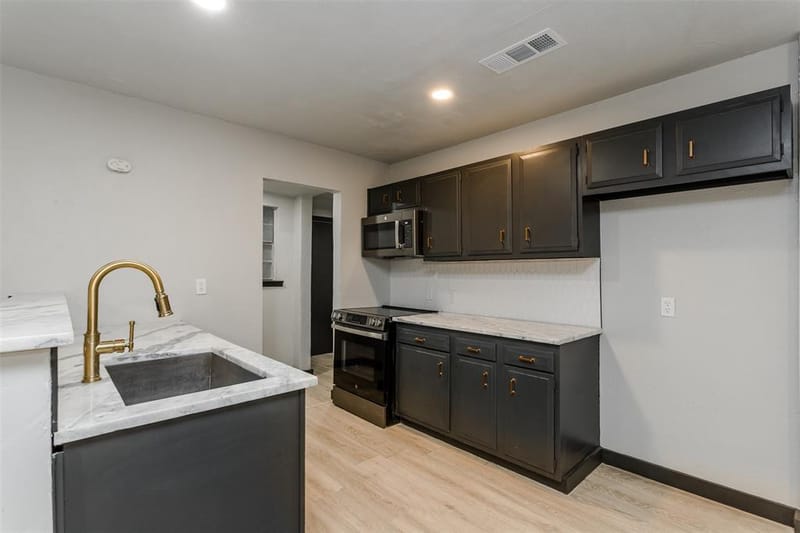 4520 Geddes Avenue, Fort Worth TX 76107 - Photo 11