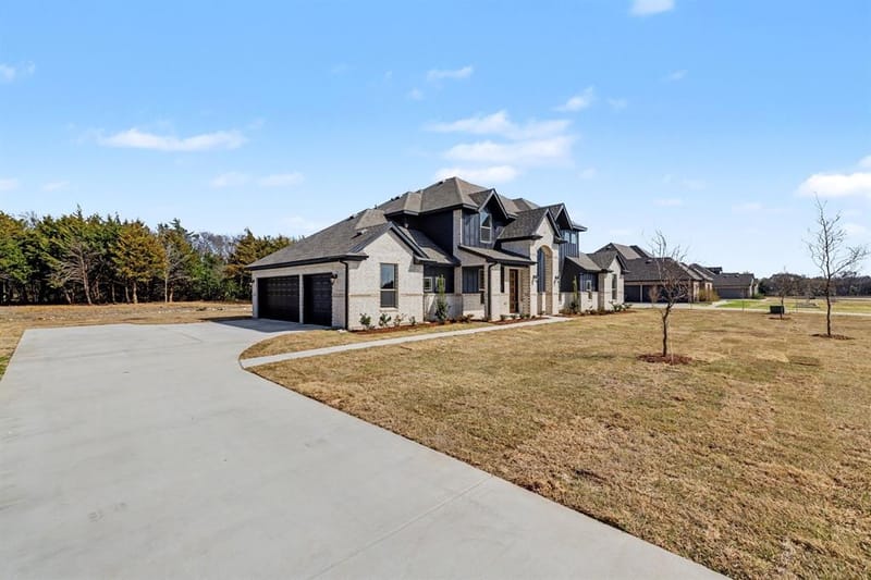 7041 Champion Road, Midlothian TX 76065 - Photo 3