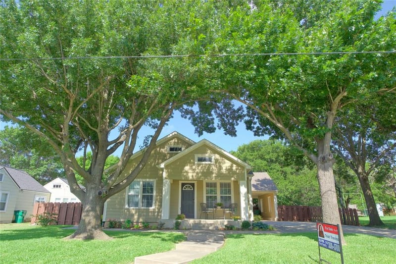 613 N Main Street, Muenster TX 76252 - Photo 2