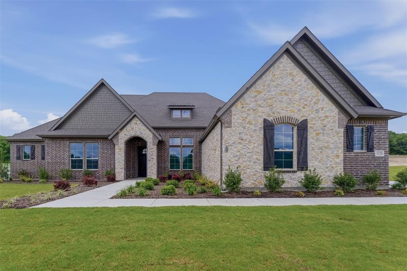 528 Lantana Drive, Weatherford TX 76082 - Photo 3