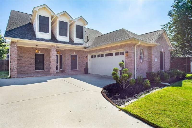 10520 Stoneside Trail, Fort Worth TX 76244 - Photo 3