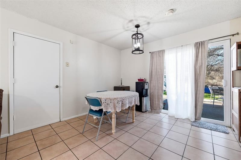 715 Sun Valley Drive, Duncanville TX 75116 - Photo 7
