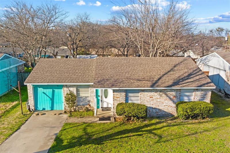 715 Sun Valley Drive, Duncanville TX 75116 - Photo 3