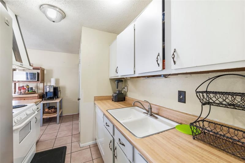715 Sun Valley Drive, Duncanville TX 75116 - Photo 11