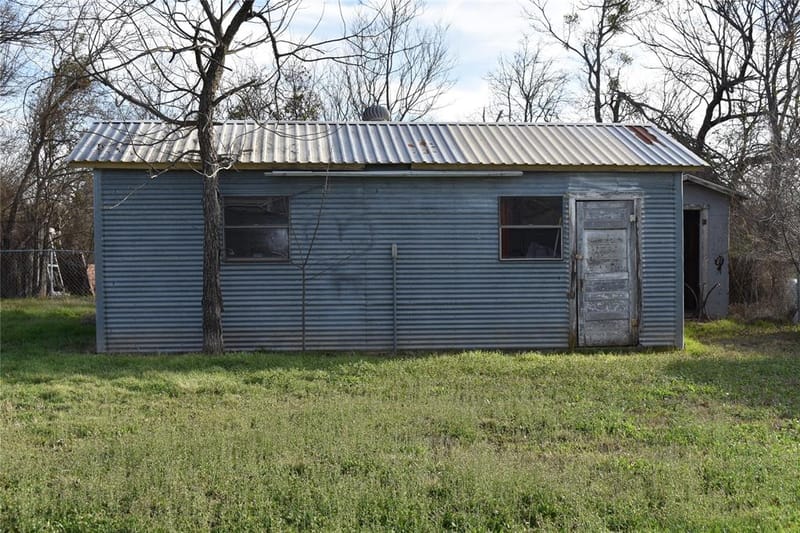 1207 E Fitzgerald Street, Bangs TX 76823 - Photo 13