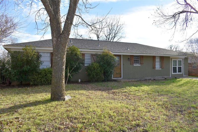 1207 E Fitzgerald Street, Bangs TX 76823 - Photo 14