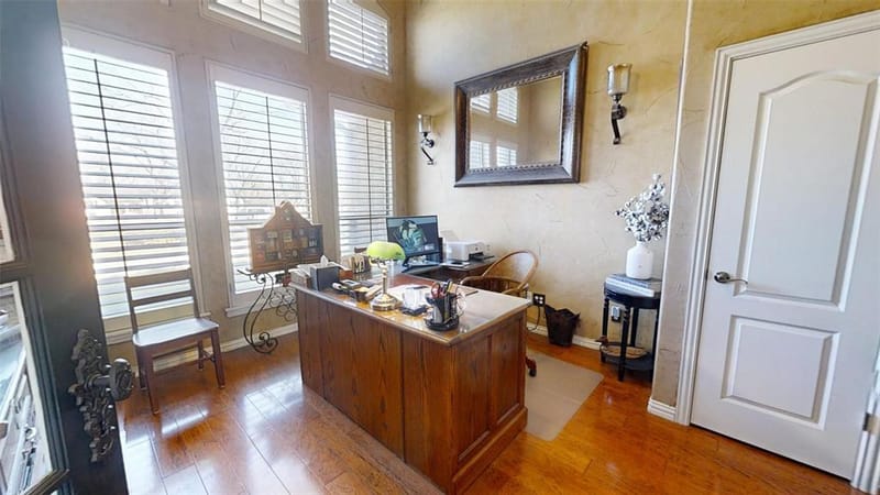 8810 S Hampton Drive, Granbury TX 76049 - Photo 17