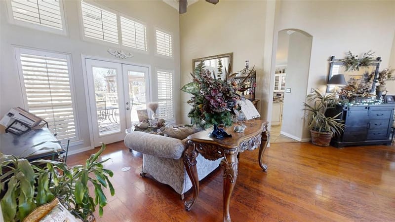 8810 S Hampton Drive, Granbury TX 76049 - Photo 5