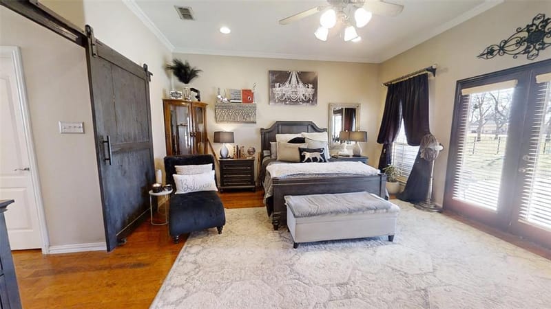 8810 S Hampton Drive, Granbury TX 76049 - Photo 14